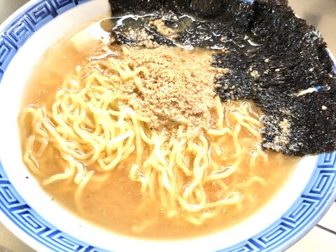 『焼肉のタレ』で時短激うま味噌ラーメン!!